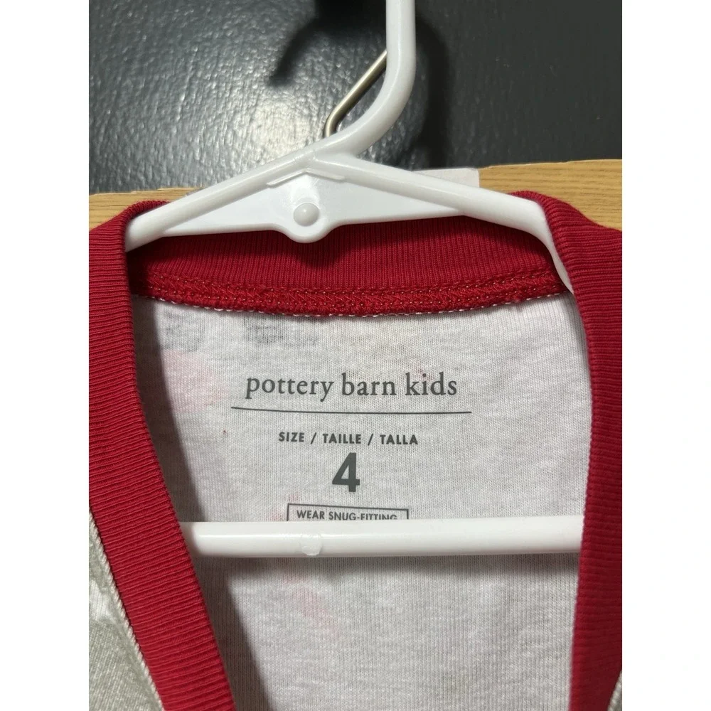 Pottery Barn Kids Santa Christmas Fitted Pajama Set Boy Girl Size 4 PJs Pajamas
